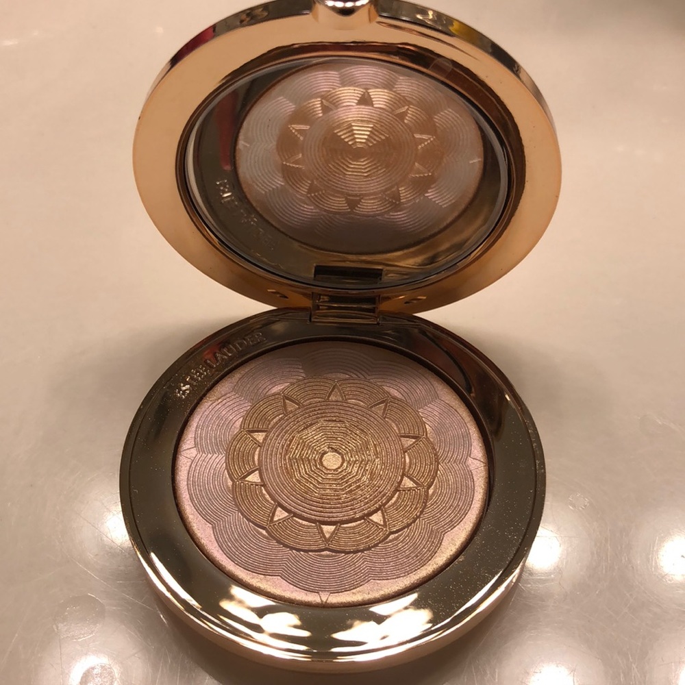 Brand New Estée Lauder Heat wave